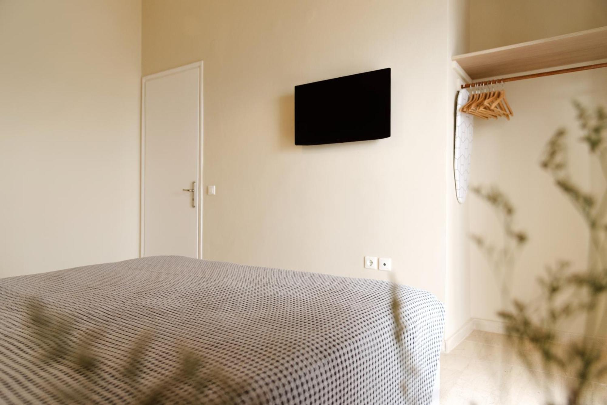 Kamini Apartments Kávos Eksteriør bilde